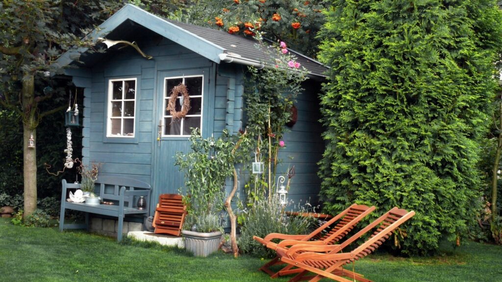 un abri de jardin avec une autorisation durbanisme