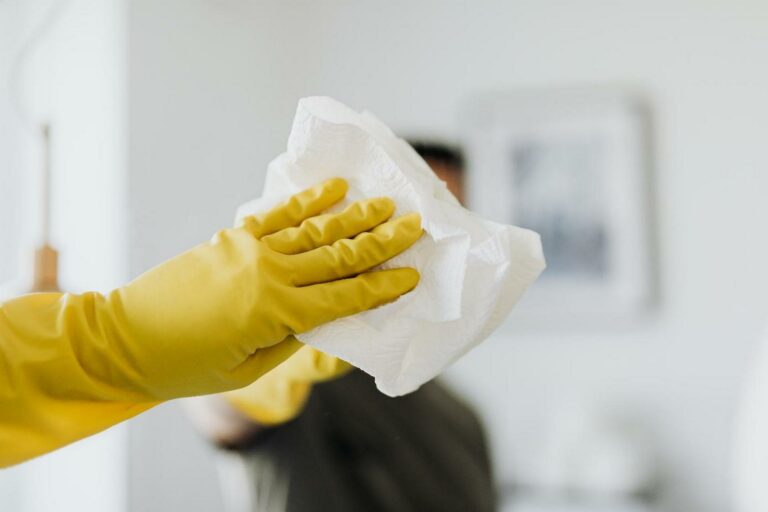 Le nettoyage de votre maison avec du vinaigre blanc : guide complet 