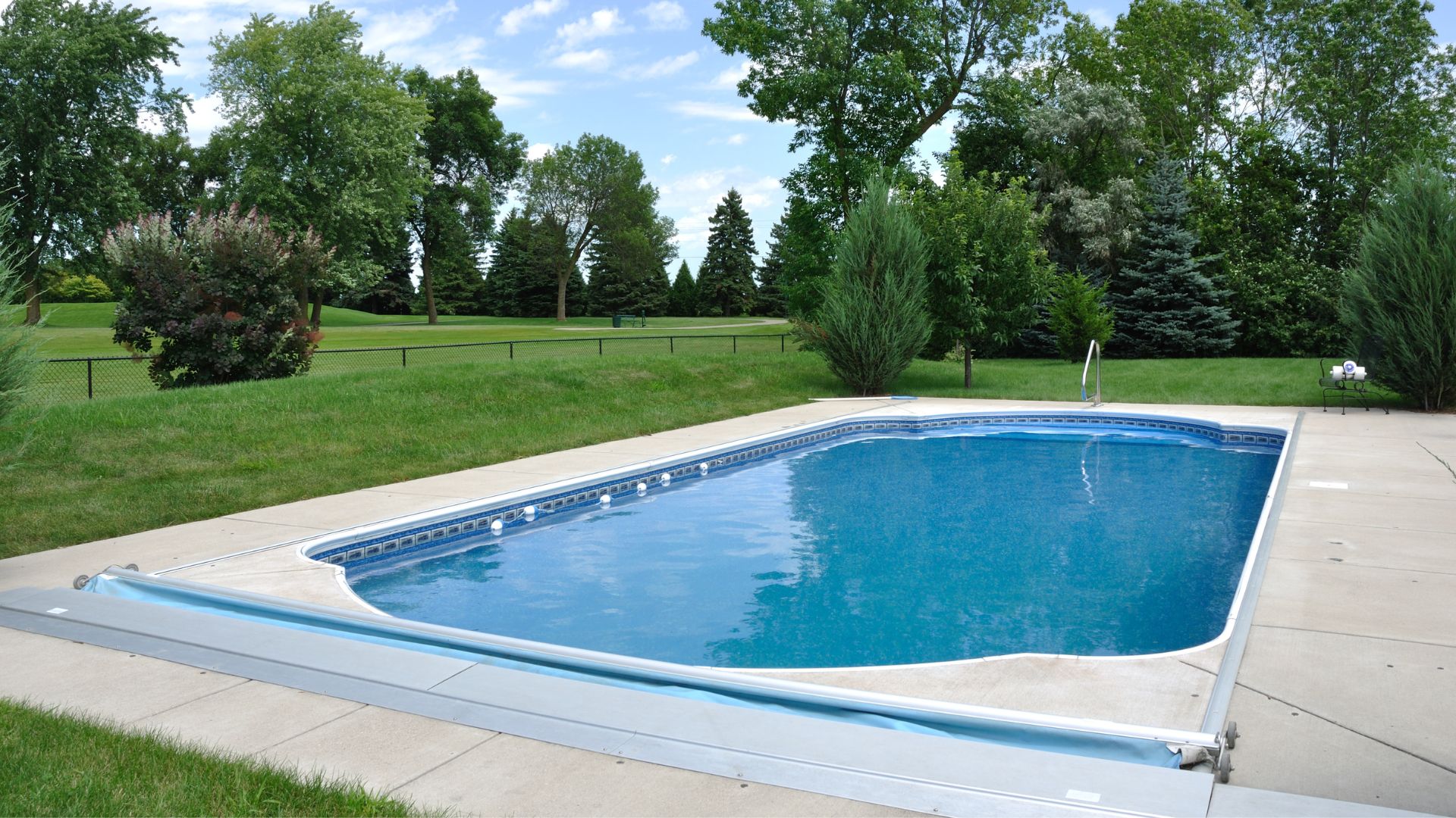 piscine enterrée en kit