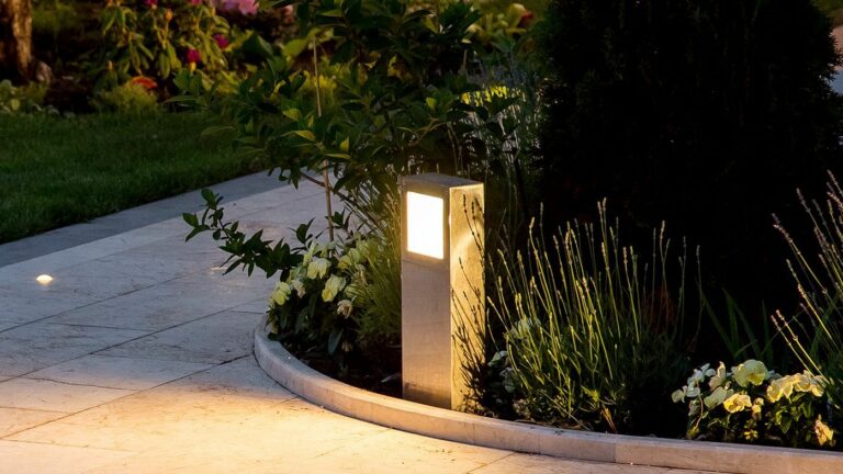 Comment installer un éclairage extérieur dans votre jardin
