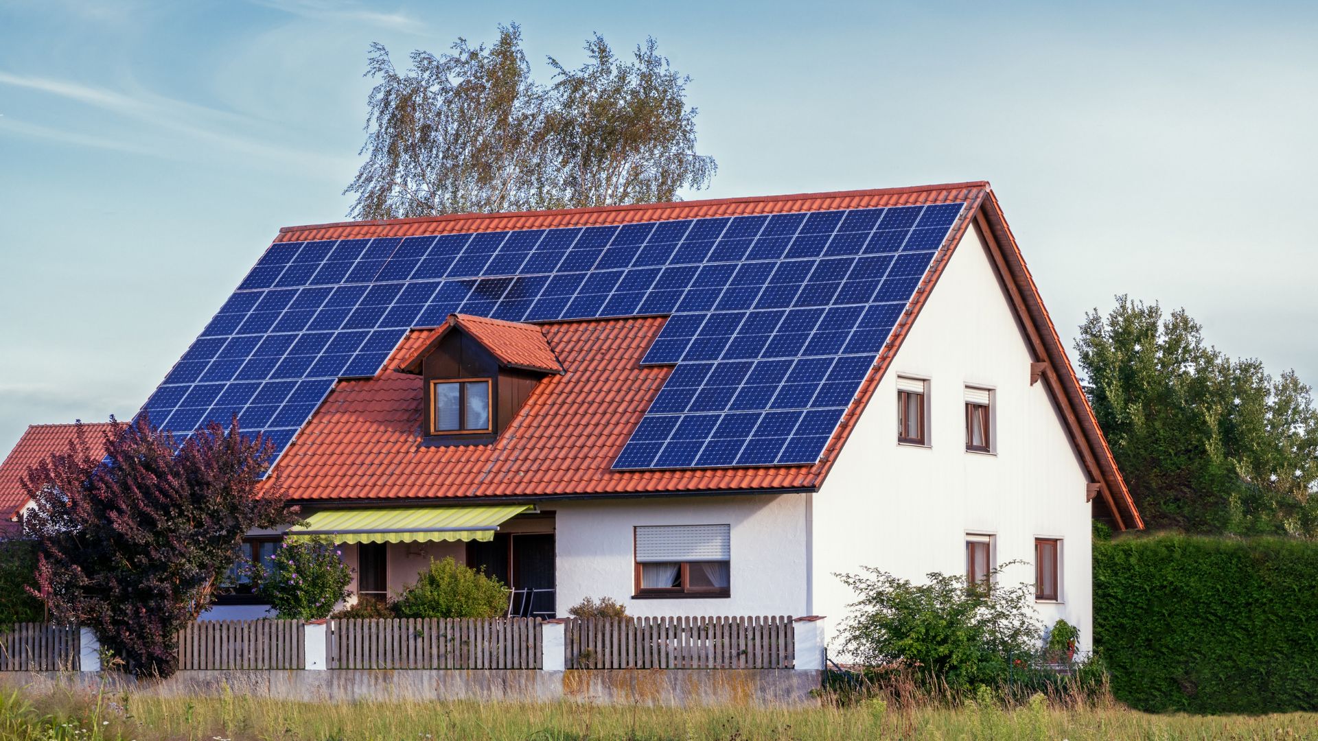 decouvrez quelle puissance de panneau solaire est necessaire pour votre maison 