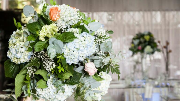 Comment ajouter des modèles à vos bouquets pour décorer votre intérieur ?