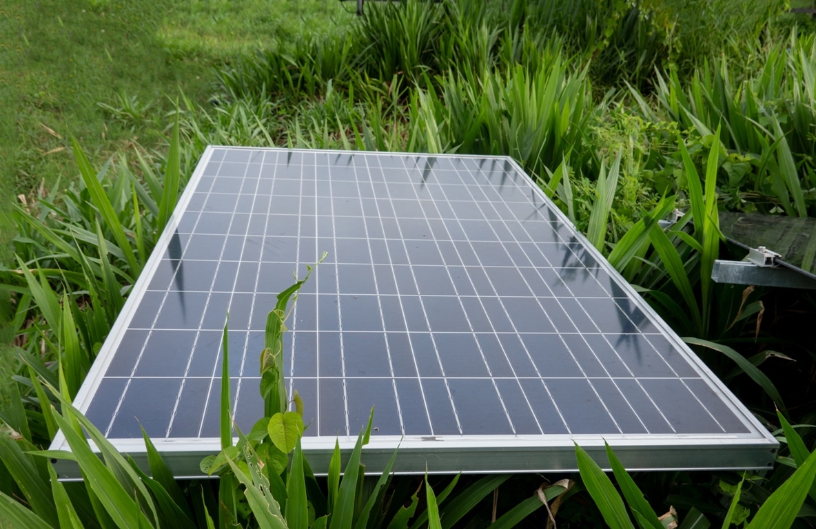 Kit panneau solaire à brancher sur prise 220v : tout savoir