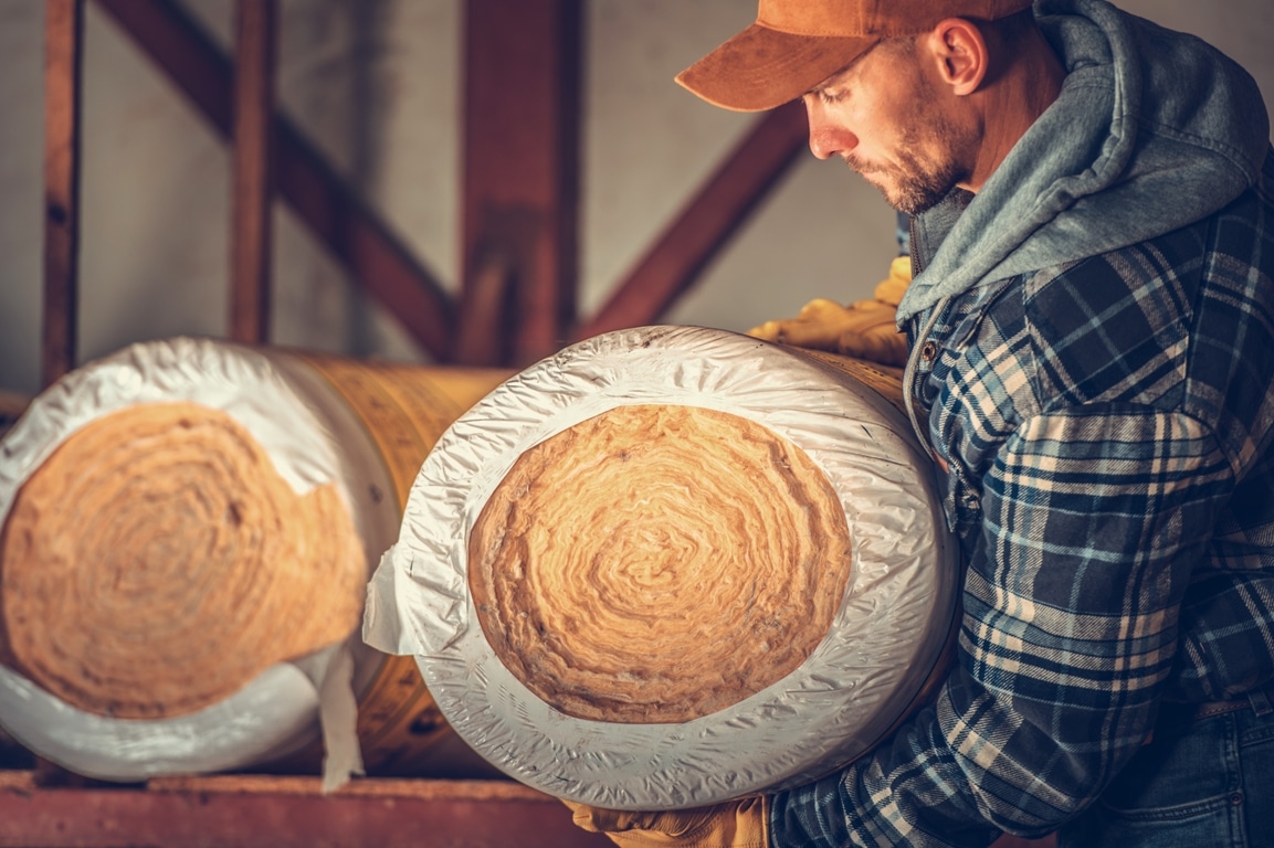 insulating material buying. mineral rock wool rolls.