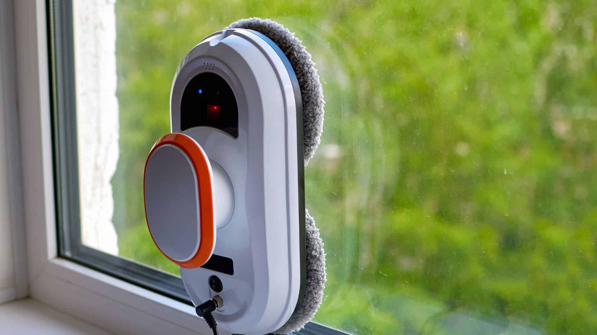 Guide d'achat : Comment choisir le robot lave vitre parfait pour votre  maison