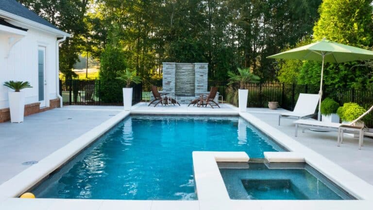 installation dune piscine dans la region de valence