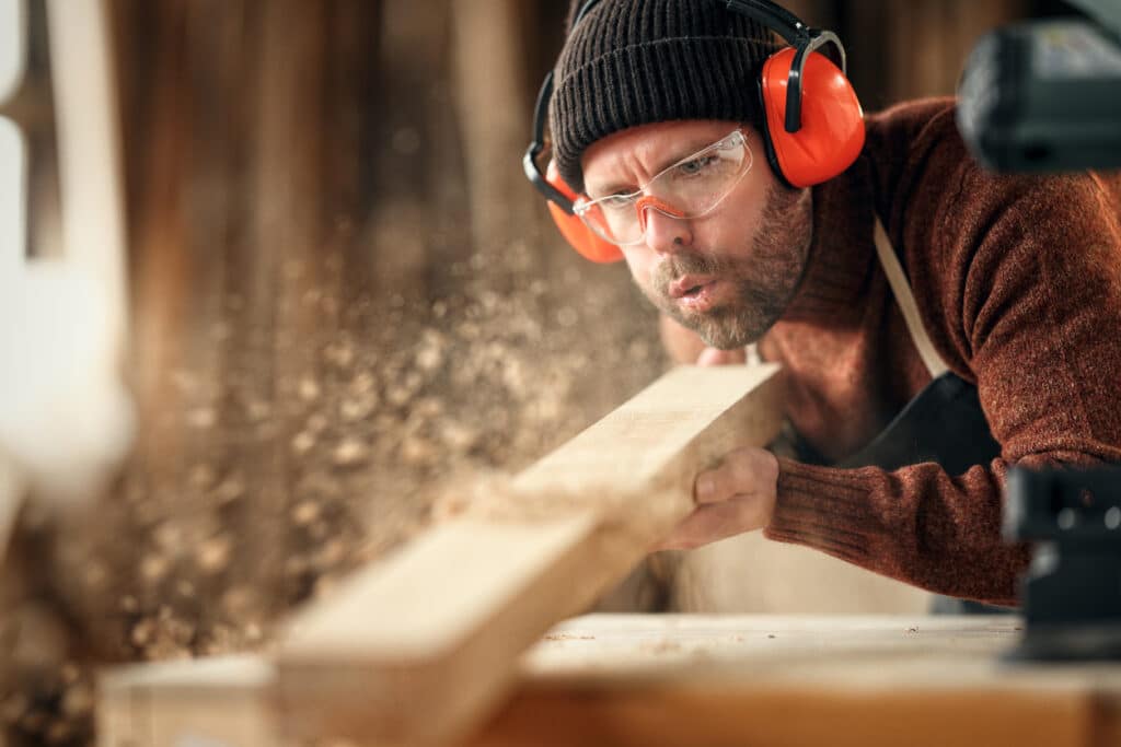 Comment choisir un bon menuisier professionnel dans les Hautes-Pyrénées ?