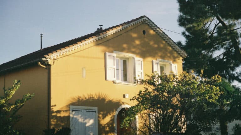 Dans quels cas utiliser des caillebotis sur mesure pour votre maison ?